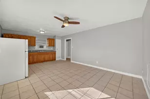 8814 Manus St, Houston, TX 77093 - Photo 5