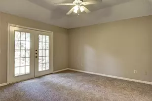 11 Cottage Grove Pl, The Woodlands, TX 77381 - Photo 17