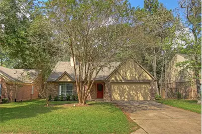 11 Cottage Grove Place, The Woodlands, TX 77381 - Photo 1