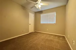 11 Cottage Grove Pl, The Woodlands, TX 77381 - Photo 25