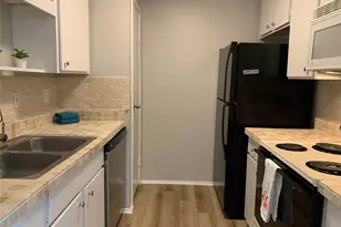 10049 Westpark Dr, Houston, TX 77042 - Photo 21