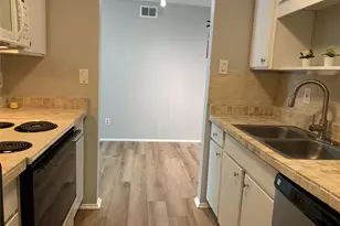 10049 Westpark Dr, Houston, TX 77042 - Photo 17