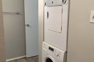 10049 Westpark Dr, Houston, TX 77042 - Photo 31