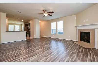 19311 Vermillion Court, Katy, TX 77449 - Photo 5