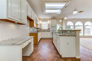 1107 Magnolia Woods Ct, Sugar Land, TX 77479 - Photo 17