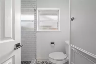 9022 Quebec Dr, Houston, TX 77096 - Photo 5