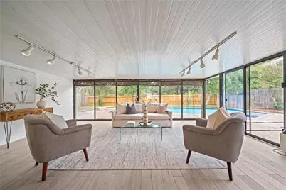 9022 Quebec Drive, Houston, TX 77096 - Photo 27