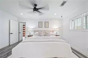 9022 Quebec Dr, Houston, TX 77096 - Photo 31