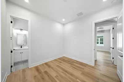 2304 Hoskins Drive #D, Houston, TX 77080 - Photo 35