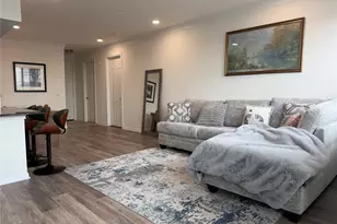 7575 Kirby Dr, Houston, TX 77030 - Photo 3