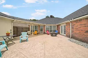 3919 E Wisteria Cir, Sugar Land, TX 77479 - Photo 27