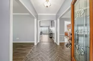 3919 E Wisteria Cir, Sugar Land, TX 77479 - Photo 3