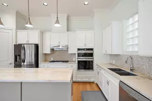 18 Wooded Park Pl, The Woodlands, TX 77380 - Photo 7