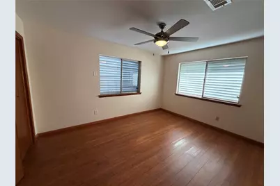 2015 51st Street, Galveston, TX 77551 - Photo 13