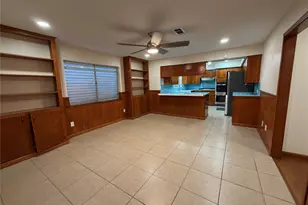 2015 51st St, Galveston, TX 77551 - Photo 7