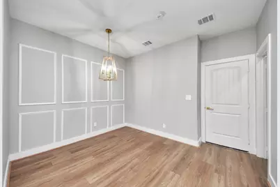 8121 Venus Street, Houston, TX 77088 - Photo 9