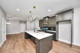 8121 Venus St, Houston, TX 77088 - Photo 7