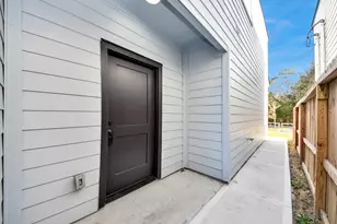 8121 Venus St, Houston, TX 77088 - Photo 5