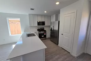 5023 Wild Bergamot Ct, Needville, TX 77461 - Photo 7