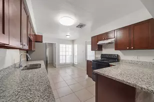 13234 Carvel Ln, Houston, TX 77083 - Photo 3