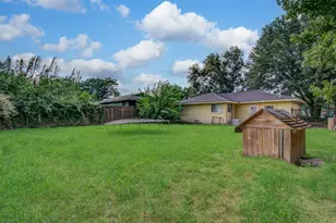 981 S Victory Dr, Houston, TX 77088 - Photo 31