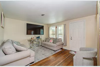 981 S Victory Drive, Houston, TX 77088 - Photo 13