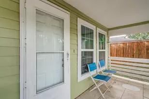 981 S Victory Dr, Houston, TX 77088 - Photo 11