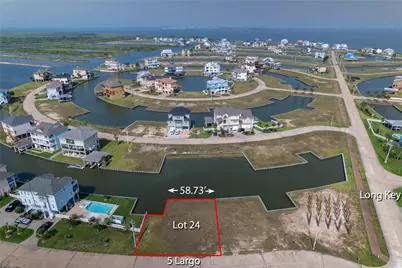 5 Largo, Hitchcock, TX 77563 - Photo 1