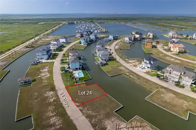 5 Largo, Hitchcock, TX 77563 - Photo 3
