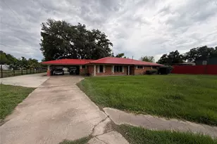 924 Hill Rd, Houston, TX 77037 - Photo 11