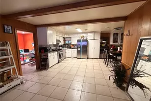 924 Hill Rd, Houston, TX 77037 - Photo 15