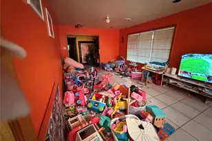 924 Hill Rd, Houston, TX 77037 - Photo 17