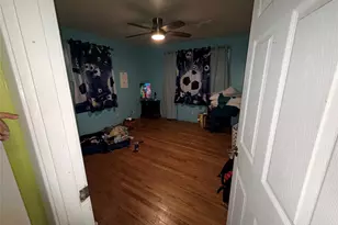 924 Hill Rd, Houston, TX 77037 - Photo 21