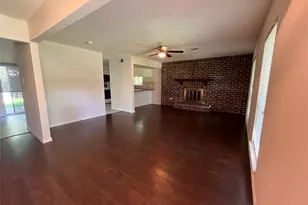 11011 Ellwood St, The Woodlands, TX 77380 - Photo 5