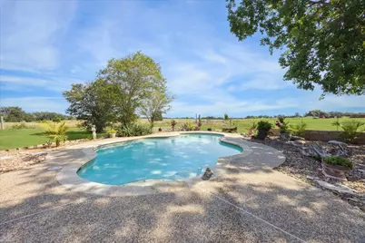1281 Private Road 7037, Lexington, TX 78947 - Photo 15