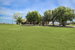 1281 Private Rd 7037, Lexington, TX 78947 - Photo 19