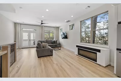 5320 Creekmont Timbers Trail, Houston, TX 77091 - Photo 11