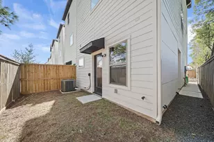 5320 Creekmont Timbers Trl, Houston, TX 77091 - Photo 39