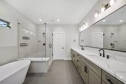 5320 Creekmont Timbers Trail, Houston, TX 77091 - Photo 25