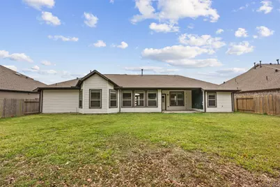 8510 Amber Bend Drive, Baytown, TX 77521 - Photo 23