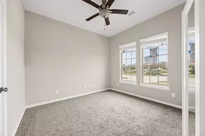 8510 Amber Bend Drive, Baytown, TX 77521 - Photo 5