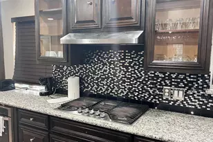 6335 Tall Willow Dr, Houston, TX 77088 - Photo 23