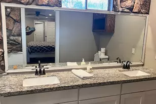 6335 Tall Willow Dr, Houston, TX 77088 - Photo 5