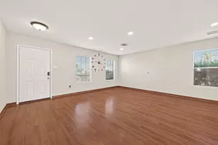 16903 Jeanna Ridge Ct, Houston, TX 77083 - Photo 9