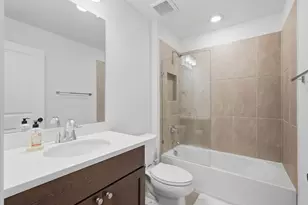 8135 Allston Vlg Trl, The Woodlands, TX 77389 - Photo 17