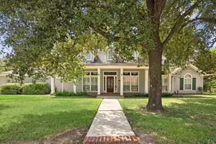 1203 Bingle Rd, Houston, TX 77055 - Photo 1