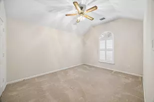 1203 Bingle Rd, Houston, TX 77055 - Photo 17