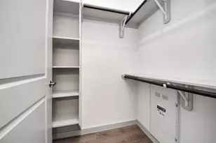 1938 Knoll St, Houston, TX 77080 - Photo 17