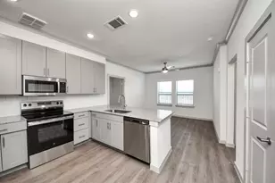 1938 Knoll St, Houston, TX 77080 - Photo 1