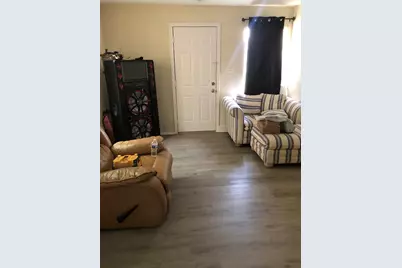 827 1st Avenue N, Texas City, TX 77590 - Photo 5